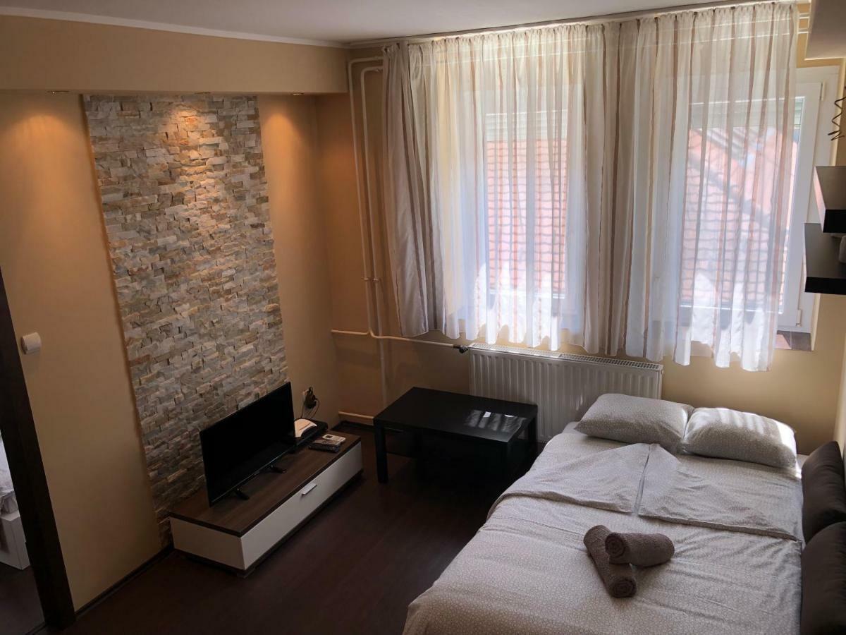 Balian Apartman Шіофок Екстер'єр фото